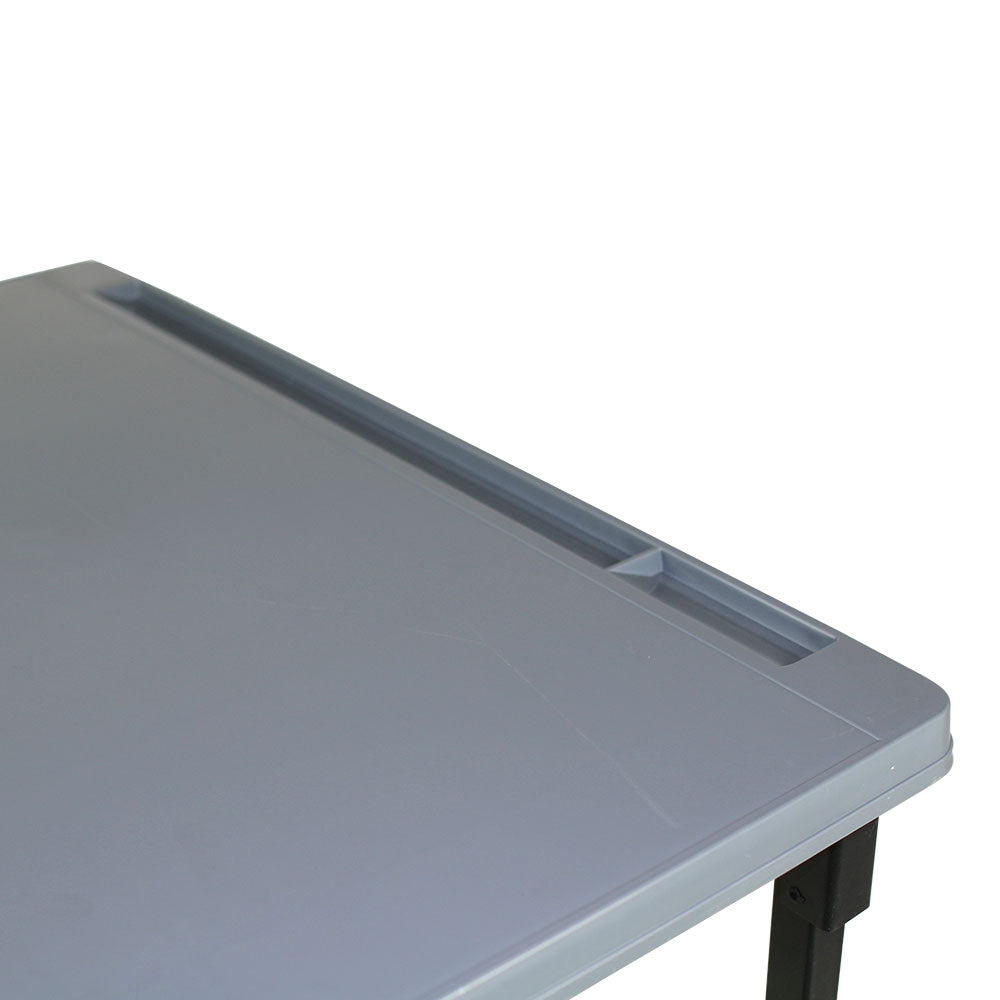 Lachlan folding utility table