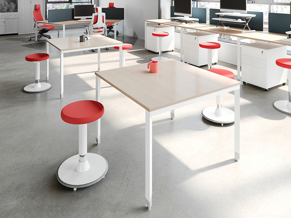 Fangle Stool on Castors