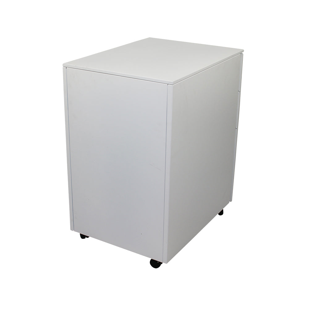 Order Metal Mobile Pedestal