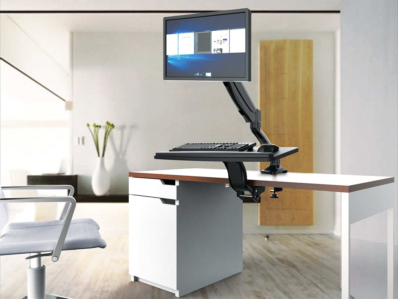 Ergonomic Office Chairs, Standing Desks & Monitor Arms